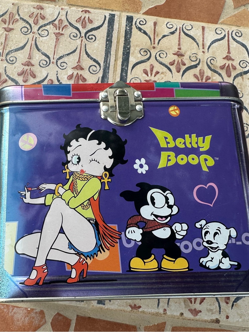 Betty Boop Purple Tin Lunchbox - Retro Character Collector